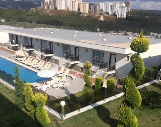 Aydın Kuşadası'nda Site İçerisinde, Ortak Havuzlu, Konforlu Villa - 4