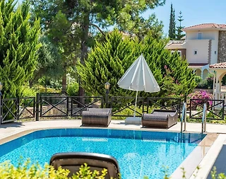 Alanya'da Geniş Ailelere Uygun, Özel Havuzlu, Konforlu Villa - 5