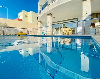 Kuşadası Kadınlar Denizi'nde Doğayla İç İçe, Özel Havuzlu, Şık Villa - 3