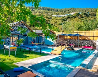 Kaş İslamlar'da Özenle Dekore Edilmiş, Özel Havuzlu, Bahçeli Villa - 4