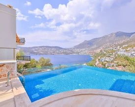 Kaş Kalkan'da Muhteşem Deniz Manzaralı, Özel Havuzlu, Geniş Villa - 3