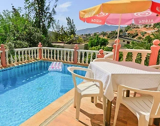 Kalkan Merkez'de Denize Yakın Konumda, Özel Havuzlu, Konforlu Villa - 3