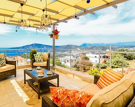 Kaş Bezirgan'da Muhteşem Deniz Manzaralı, Özel Havuzlu, Tripleks Villa - 3