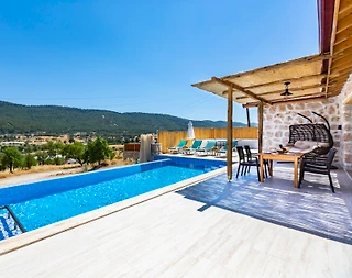 Kaş Sarıbelen'de Çekirdek Ailelere Uygun, Özel Havuzlu, Taş Villa - 2