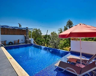 Kaş Üzümlü'de Balayı Çiftlerine Uygun, Özel Havuzlu, Korunaklı Villa - 3