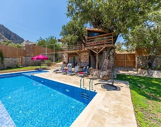 Kaş Bezirgan'da Geniş Bahçeli, Özel Havuzlu, 4 Kişilik, Taş Villa - 2