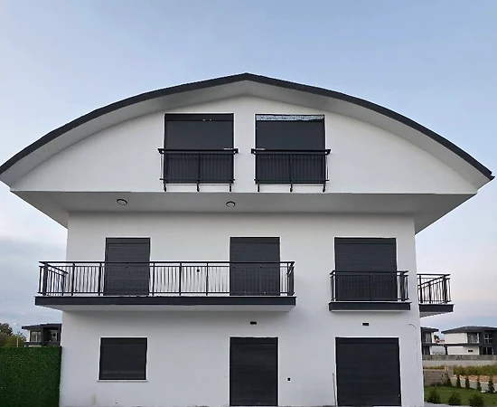 Serik Kadriye'de Kalabalık Ailelere Uygun, Özel Havuzlu, Kiralık Villa - 1