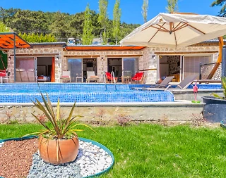 Kaş İslamlar'da Deniz Manzaralı, Sonsuzluk Havuzlu, Lüks Villa - 2