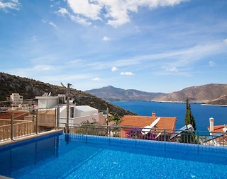 Kaş Kalkan'da Göz Alıcı Deniz Manzaralı, Özel Havuzlu, Şık Villa - 3