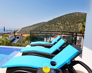 Kaş Kalkan'da Doğa ve Deniz Manzaralı, Özel Havuzlu, Merkezi Villa - 2