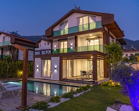 Fethiye Ölüdeniz'de Modern Mimarili, Özel Havuzlu, Kiralık Villa - 2