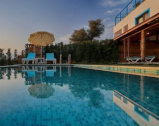 Fethiye Faralya'da Muhteşem Deniz Manzaralı, Özel Havuzlu, İkiz Villa - 3