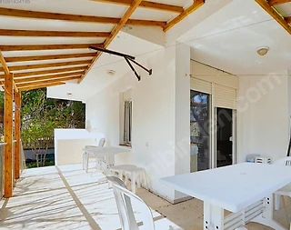 İzmir Çeşme'de Denize Yakın Konumda, Müstakil Bahçeli, 2 Katlı Villa - 5