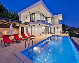 Kaş Üzümlü'de Enfes Manzaraya Sahip, Özel Havuzlu, Lüks Villa - 2