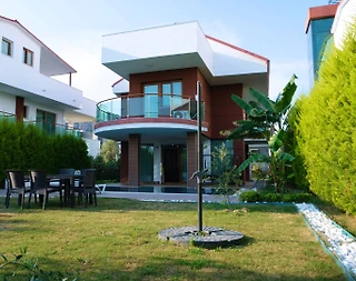 Aydın Kuşadası'nda Kalabalık Ailelere Uygun, Özel Havuzlu, Lüks Villa - 5