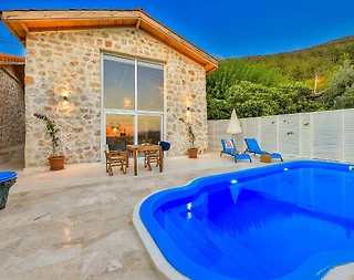 Kaş Üzümlü'de Doğa İle İç İçe, Özel Havuzlu, Lüks Taş Villa - 5