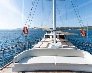 Bodrum'da Masmavi Sularda, Şık ve Ferah Dizayna Sahip Gulet - 5