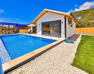 Kaş Sarıbelen'de Muhteşem Doğa Manzaralı, Özel Havuzlu, Kiralık Villa - 3