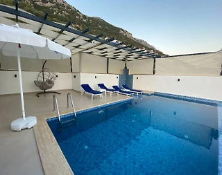 Kaş Kördere'de Göz Alıcı Deniz Manzaralı, Özel Havuzlu, Modern Villa - 4