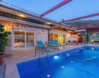 Kaş İslamlar'da Doğayla İç İçe, Isıtmalı Havuzlu, Jakuzili Villa - 1