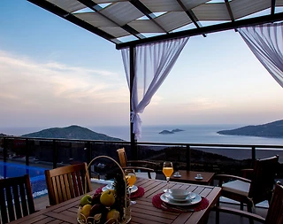 Kaş Bezirgan'da Balayı Çiftlerine Uygun, Özel Havuzlu, Modern Villa - 2