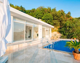 Kaş İslamlar'da Müthiş Doğada, Sonsuzluk Havuzlu, Jakuzili Villa - 1