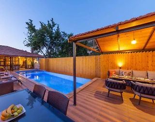 Kaş Bezirgan'da Doğa İçerisinde, Taş Mimarili, Konforlu Villa - 2