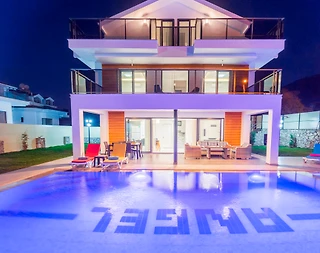 Ölüdeniz'de Kalabalık Ailelere Uygun, Özel Havuzlu, Otantik Villa - 4