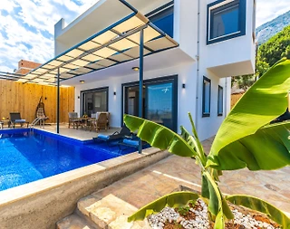 Kaş Gökseki'de Deniz Manzaralı, Özel Havuzlu, Jakuzili, Konforlu Villa - 4