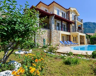 Fethiye Ölüdeniz'de Şehrin Gürültüsünden Uzak, Özel Havuzlu, 5+1 Villa - 1