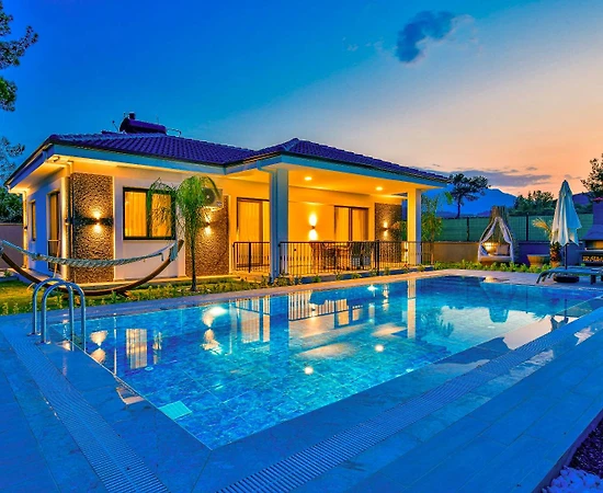 Muğla Seydikemer'de Doğa İçerisinde, Özel Havuzlu ve Jakuzili Villa - 1