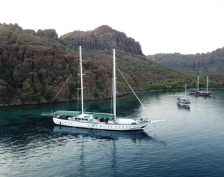Muğla Fethiye'de 18 Kişilik, Geniş İç Hacme Sahip Gulet - 1