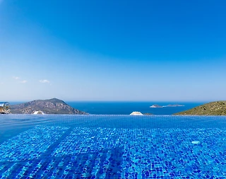 Kaş İslamlar'da Enfes Deniz Manzaralı, Özel Havuzlu, Lüks Villa - 2