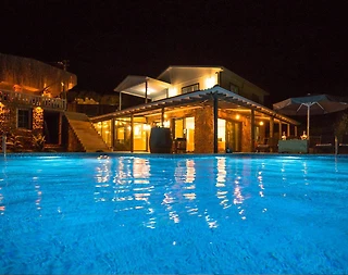 Fethiye İnlice'de Doğayla İç İçe, Özel Havuzlu, Geniş Villa - 1