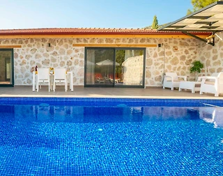 Kaş İslamlar'da Taş Mimarili, Özel Havuzlu, Modern Tasarımlı Villa - 3