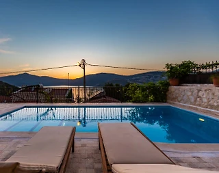 Kaş Kalkan'da Enfes Deniz Manzaralı, 8 Kişilik, Konforlu Villa - 3