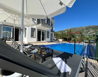 Kaş İslamlar'da Şehrin Gürültüsünden Uzak, Özel Havuzlu, Kiralık Villa - 1