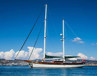 Bodrum'da Modern Tasarımlı, 3 Kabinli, Ferah Gulet - 1