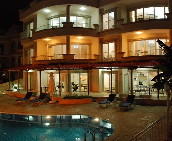 Kaş Kalkan'da Denize Yürüyüş Mesafesinde, Geniş Havuzlu Daire - 1