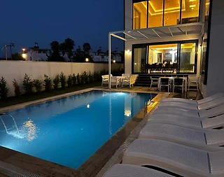 Serik Belek’te Kalabalık Gruplar İçin Özel Havuzlu, Kiralık Tatil Villası - 4