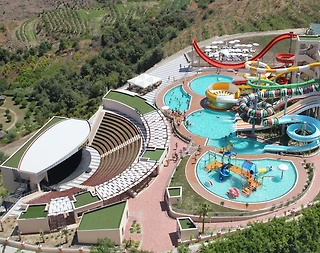 Alanya'da Ücretsiz Aqua Park Kullanımına Açık, Muhteşem, 3+1 Suit - 1