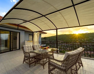 Kaş Patara'da Minimal Tasarıma Sahip, Özel Havuzlu, Balayı Villası - 5