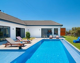 Kaş Gelemiş'te Enfes Doğada, Özel Havuzlu, Jakuzili, Kiralık Villa - 2