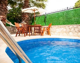 Muğla Datça'da Merkezi Konumda, Özel Havuzlu, Konforlu Villa - 3