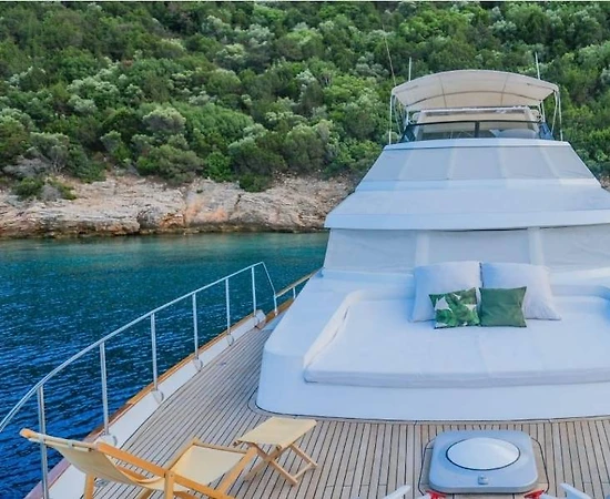 Bodrum'un Eşsiz Maviliğinde, 8 Kişi Kapasiteli, Kiralık Motoryat - 1