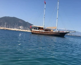 Muğla Fethiye'de 5 Kabinli, 10 Kişilik, Kaptanlı Kiralık Gulet - 2