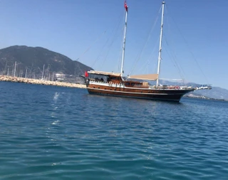 Muğla Fethiye'de 5 Kabinli, 10 Kişilik, Kaptanlı Kiralık Gulet - 2