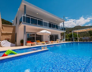 Kaş Kalkan'da Panoramik Deniz Manzaralı, Özel Havuzlu, Konforlu Villa - 2