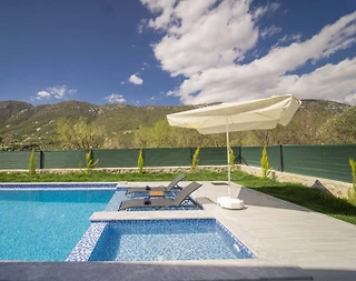 Kaş Hacıoğlan'da Enfes Doğada, Özel Havuzlu, Lüks Villa - 4