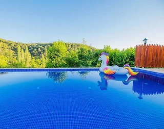 Kaş Üzümlü'de Geniş Ailelere Uygun, Özel Havuzlu, Tatil Villası - 4